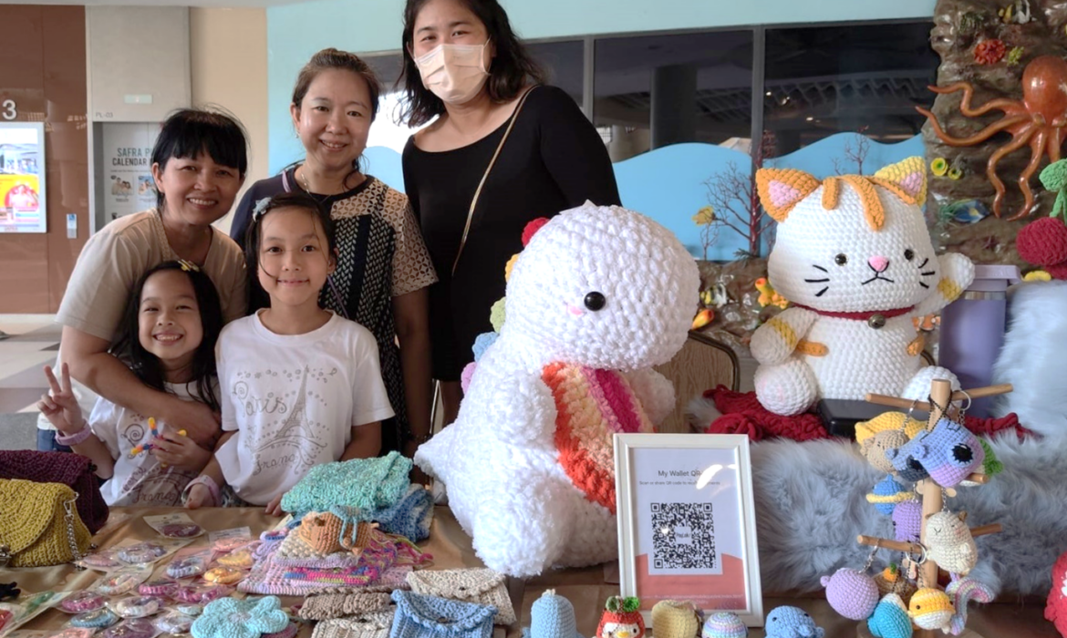 CAREcottage Feature – Crochet With Love: A Crochet Interest Group