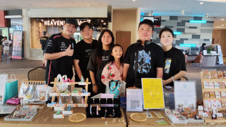 The-Shy-Crafter-at-CAREcottage-Bazaar-SAFRA-Punggol-on-17-Mar-2024-768x576