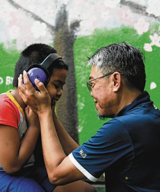 Single father of four finds help from caregiver programme